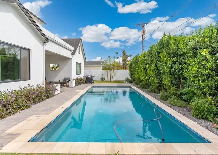 Holiday home Heated Pool Fire Pit Backyard Grill Dt *